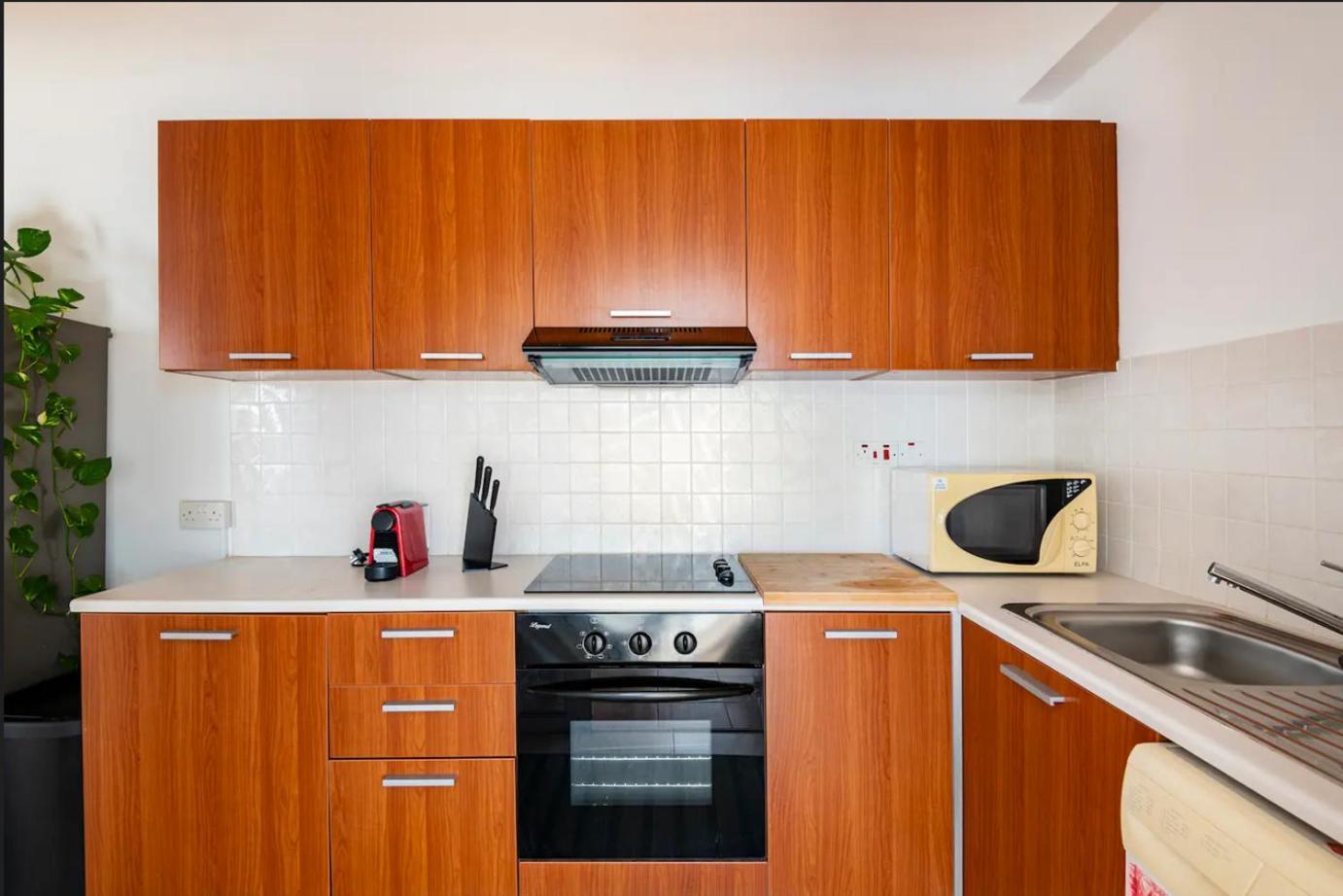 Top Floor Apartment City Center ラルナカ エクステリア 写真