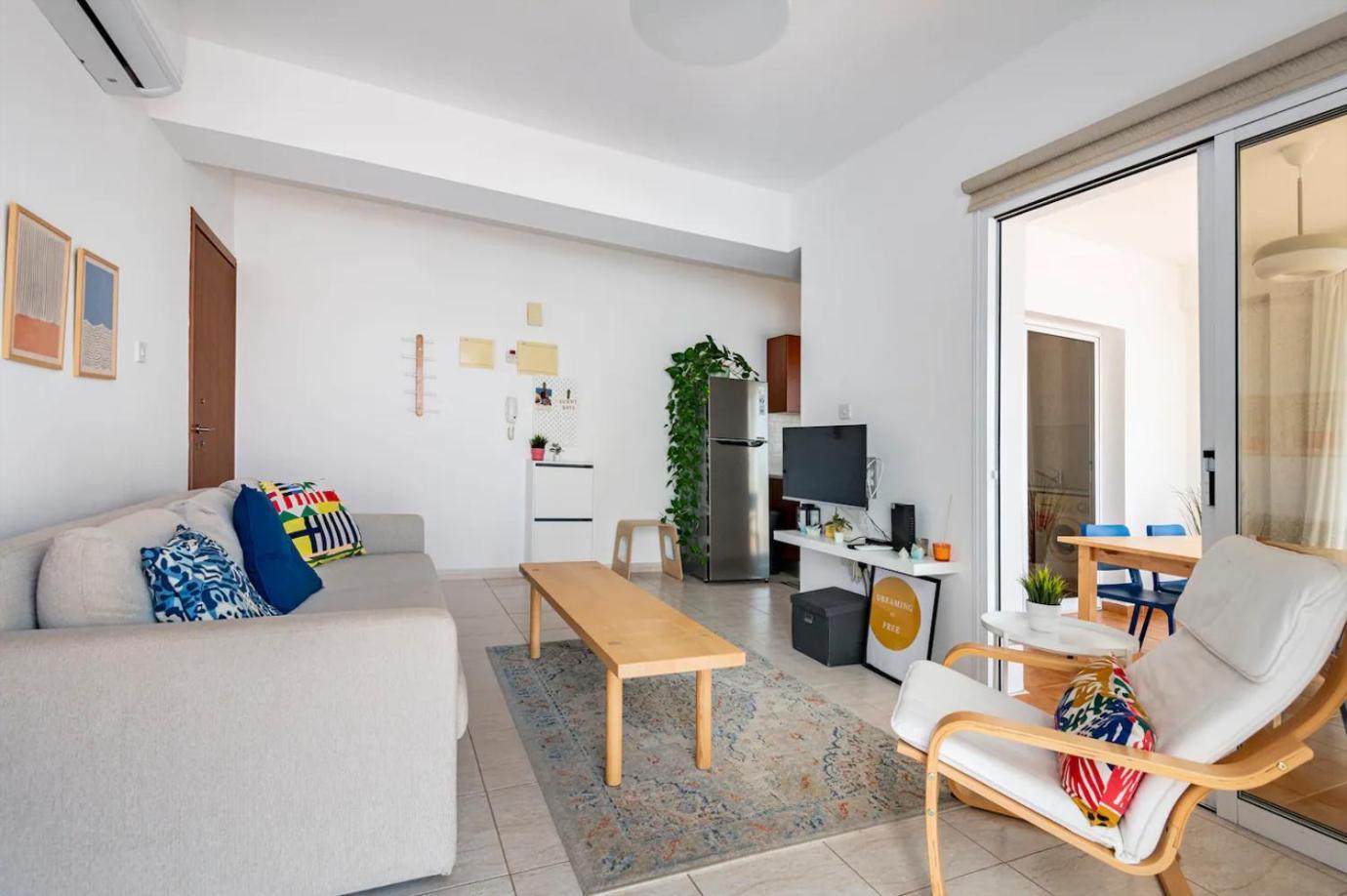 Top Floor Apartment City Center ラルナカ エクステリア 写真